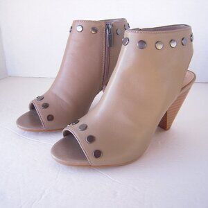 Vince Camuto Bootlets